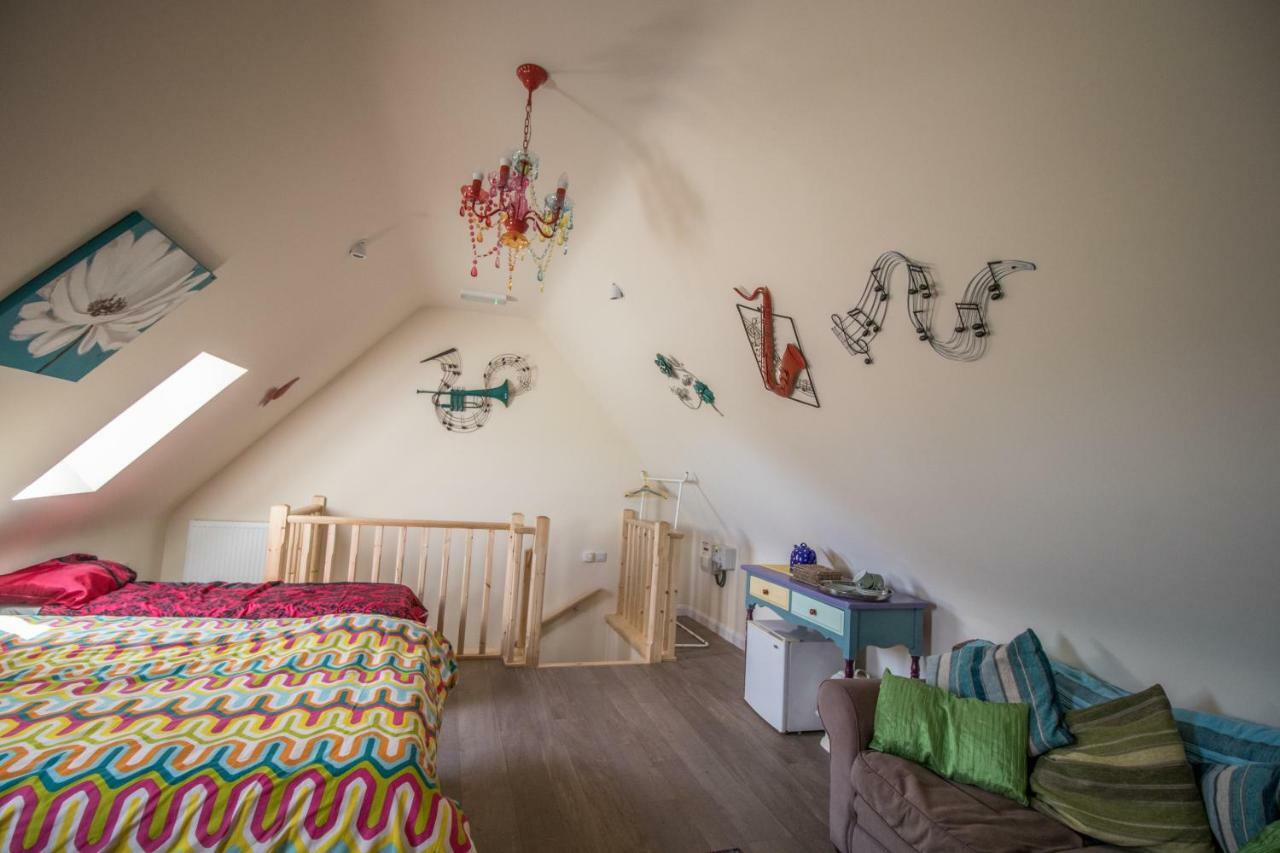 Apartamento The Saracens Head The Conkera Chapel St. Leonards Exterior foto