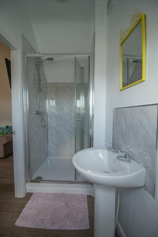 Apartamento The Saracens Head The Conkera Chapel St. Leonards Exterior foto
